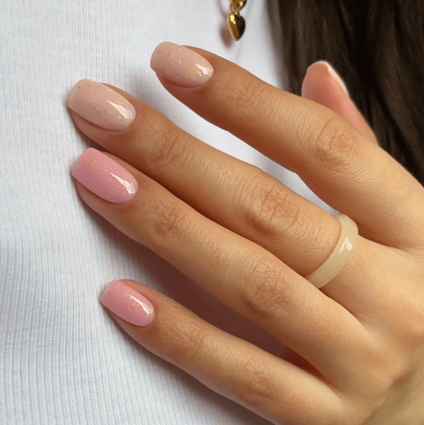 Glossy With Glitter Visual Idea Glossy With Glitter Visual Idea — Work Nails