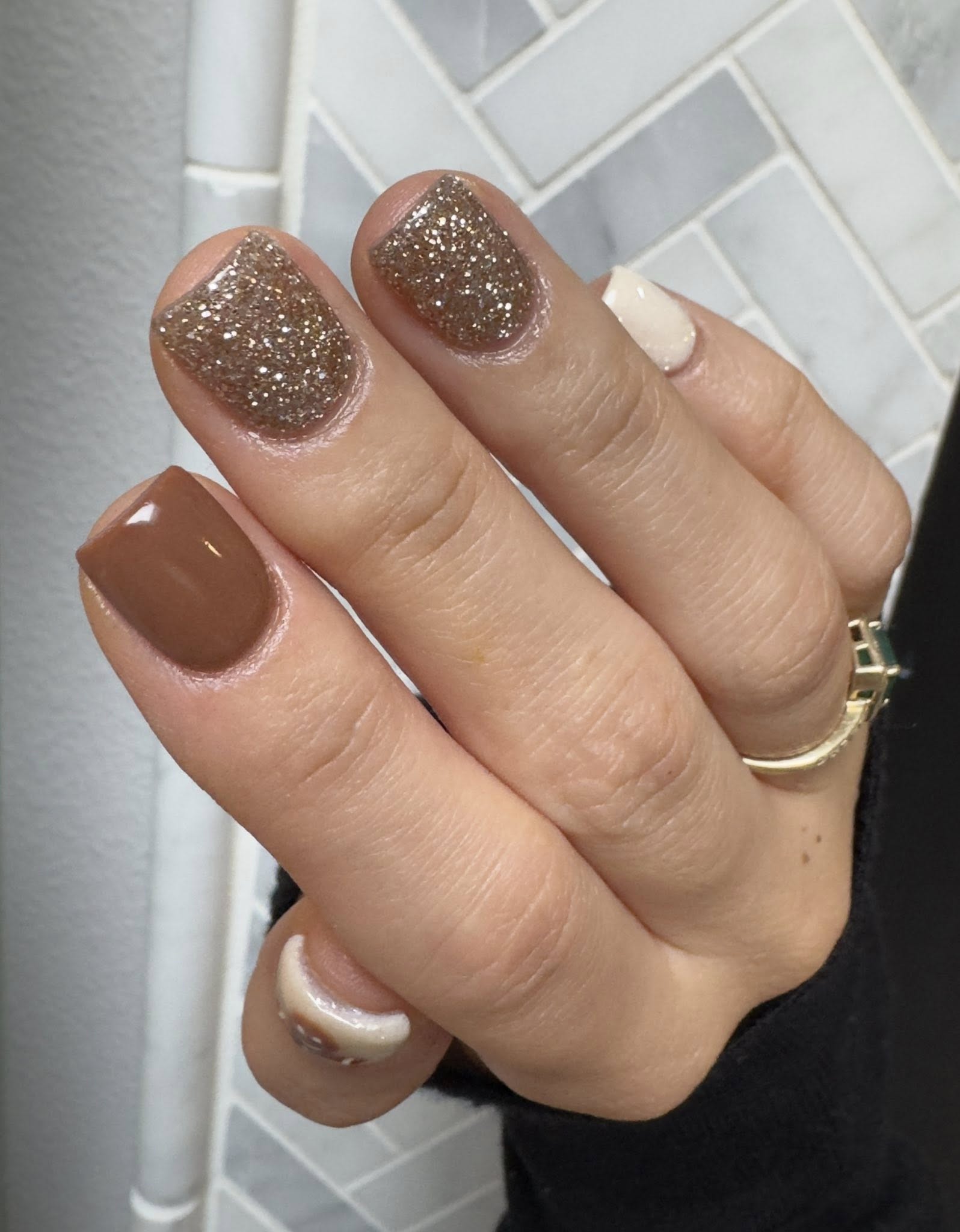 Brown Beige Glitter French Squares Brown Beige Glitter French Squares — Short Gel Nails