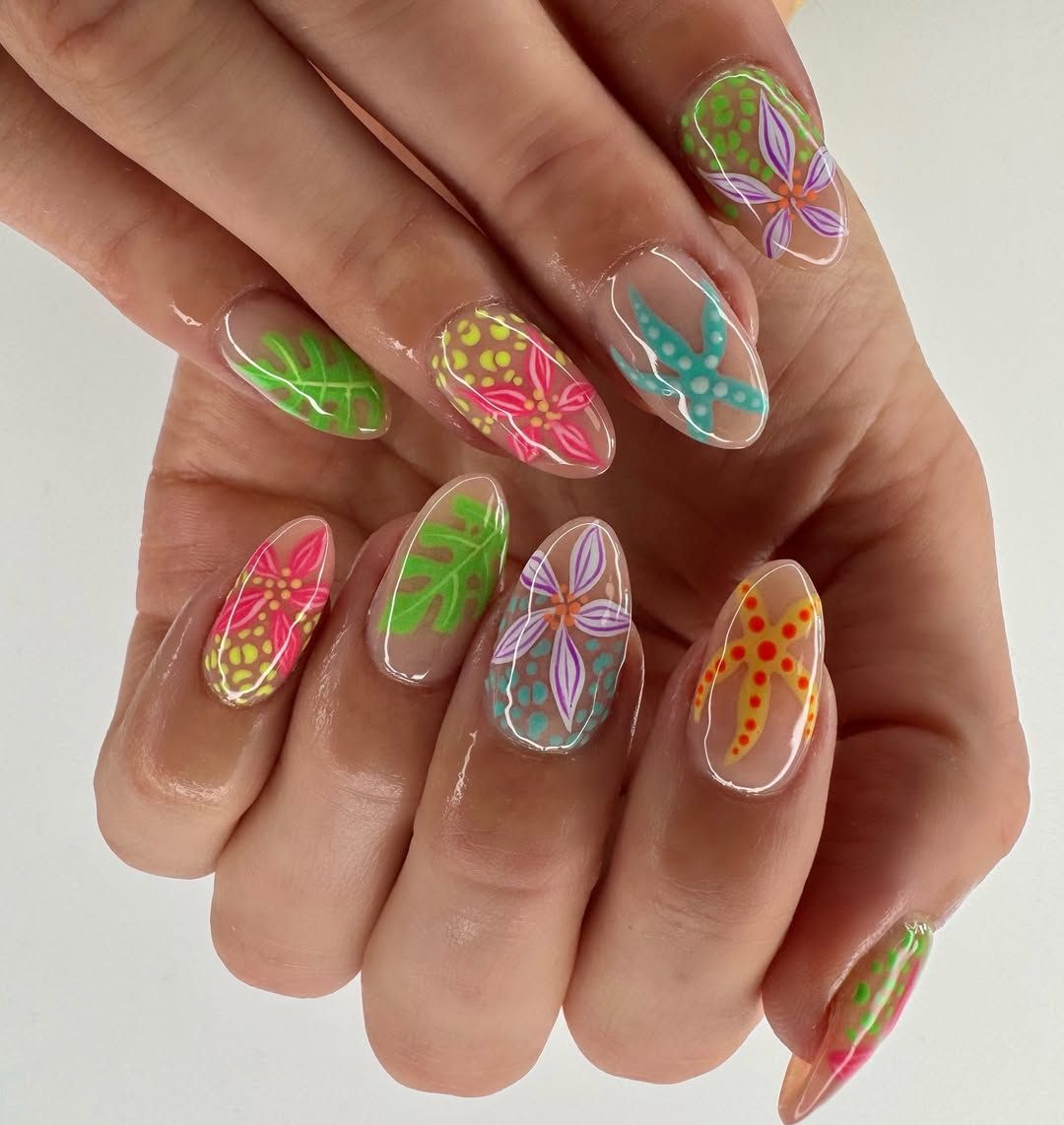 Tropical Illustration Oval Polygel — Polygel Nails
