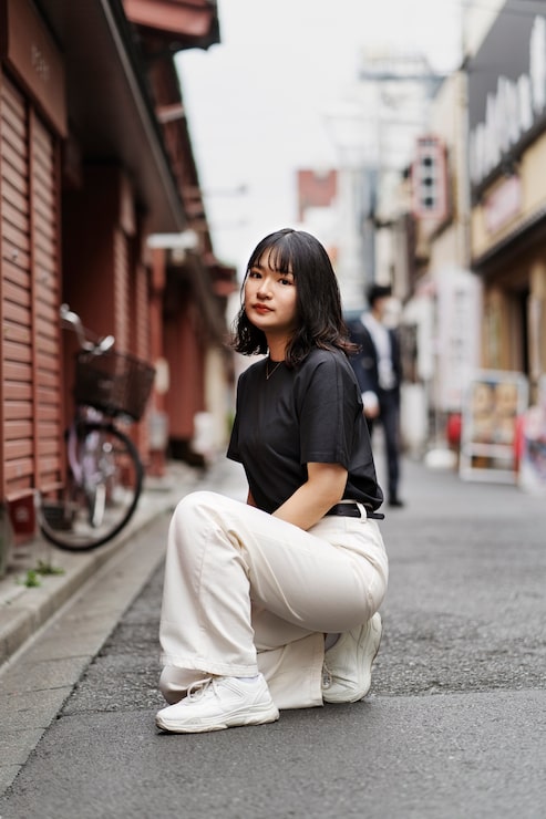 Relaxed Streetwear: Black Tee and Cream Wide-Leg Trousers Relaxed Streetwear: Black Tee and Cream Wide-Leg Trousers — Korean Outfits