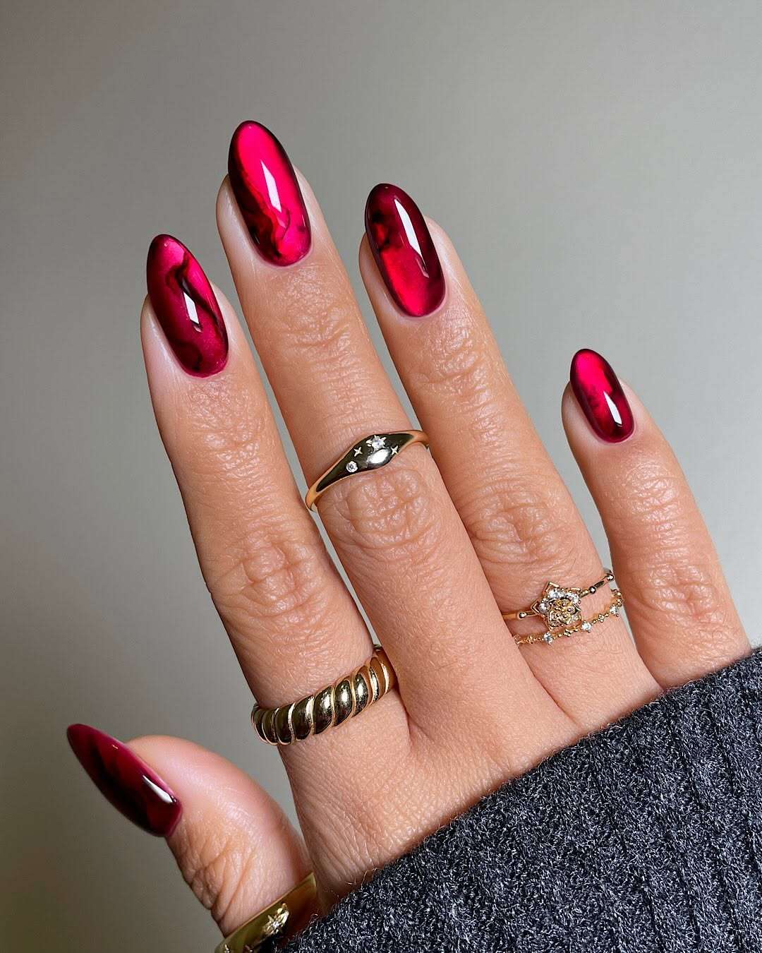Chrome Red with Black and Green Undertones Chrome Red with Black and Green Undertones — Red and Black Nails