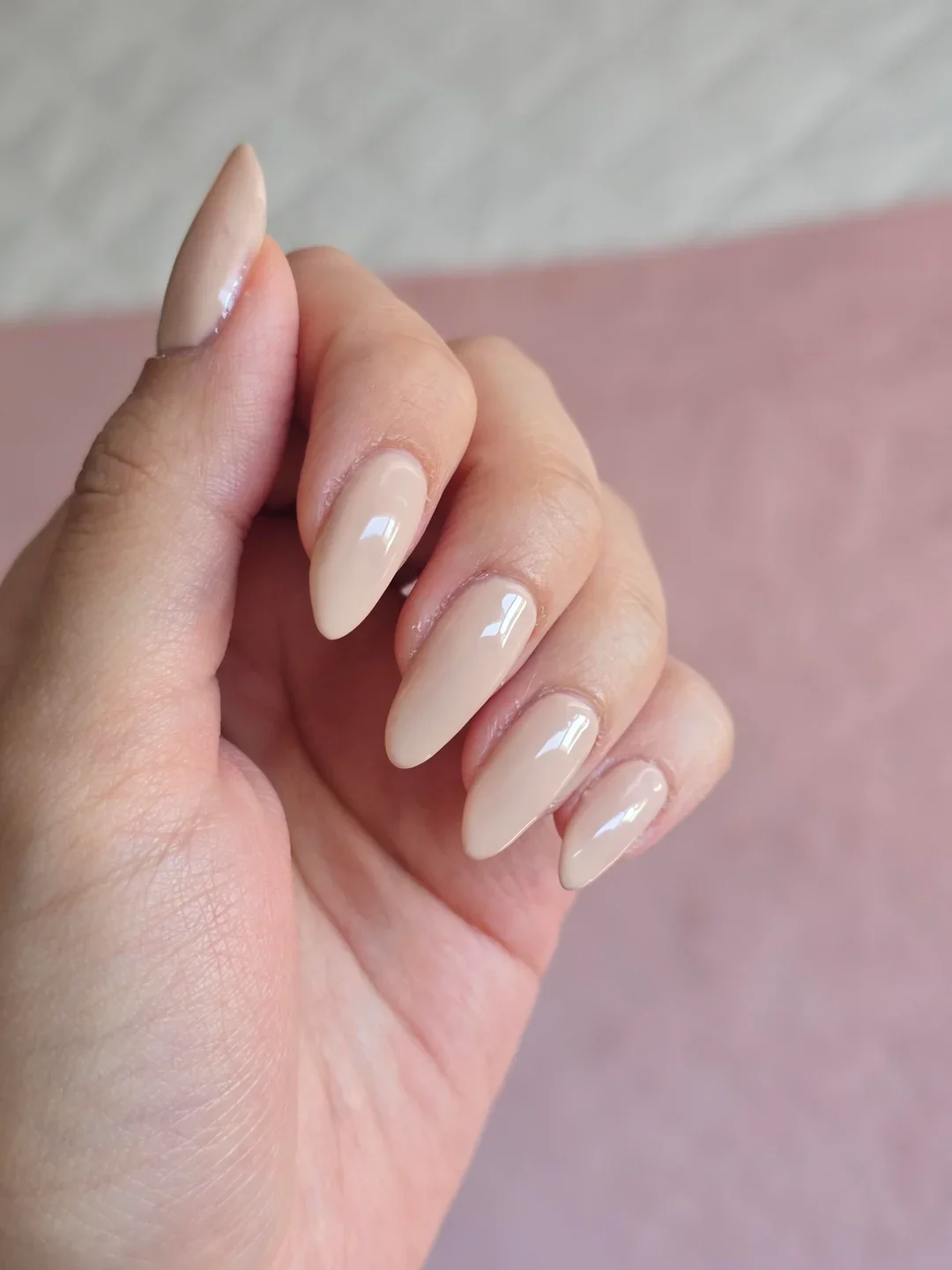 23 Minimalist Nude Nails For Timeless Chic Looks