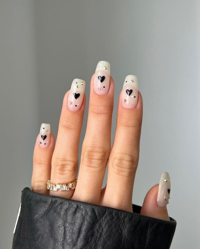 Medium Coffin Black Hearts and Rhinestones Medium Coffin Black Hearts and Rhinestones — Heart Nails