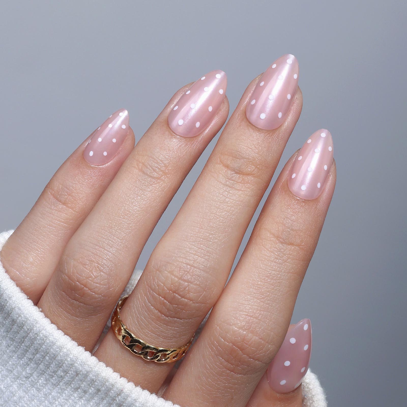 Glossy With A Subtle Shimmer Visual Idea Glossy With A Subtle Shimmer Visual Idea — Short Almond Nails