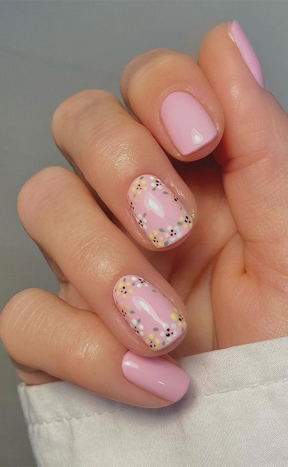 Delicate Floral And Leaf Motifs Visual Idea — Pastel Nails
