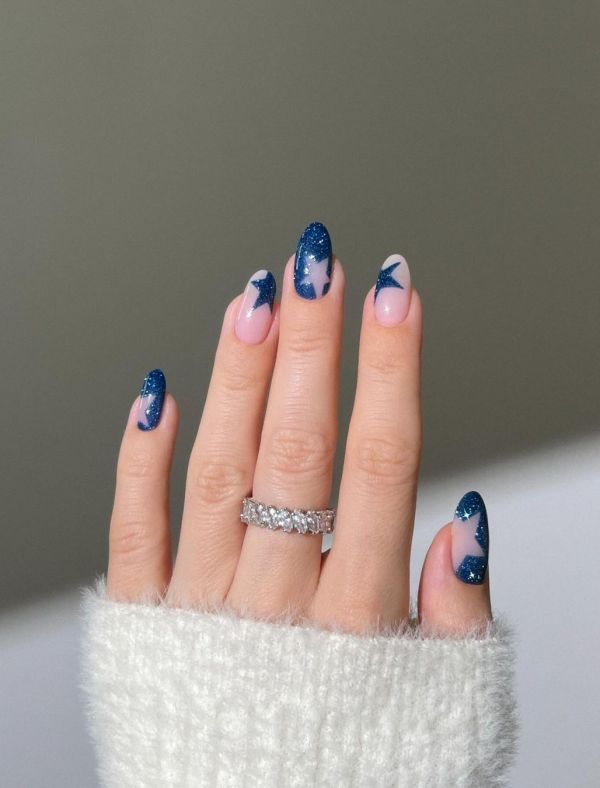Nude Glitter Dark Blue Star Nails Nude Glitter Dark Blue Star Nails