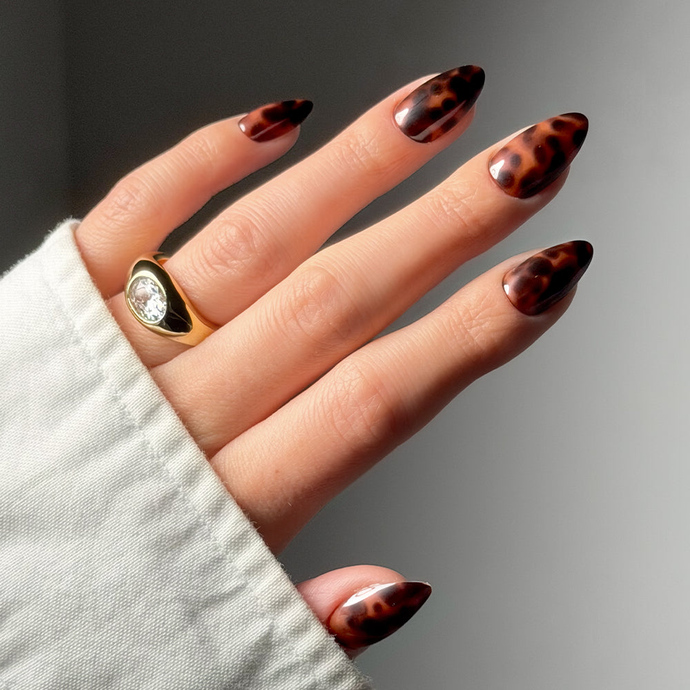 Realistic Deep Tortoise Shell Almonds Realistic Deep Tortoise Shell Almonds — Tortoise Shell Nails