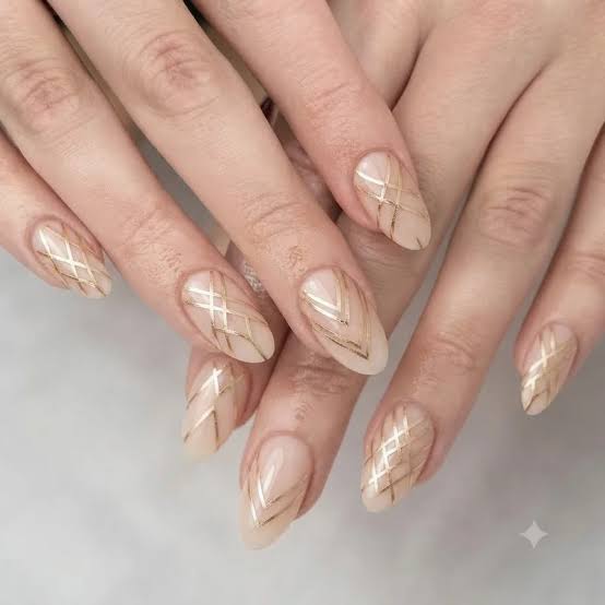Geometric Gold Lines on Nude Geometric Gold Lines on Nude — Negative Space Nails