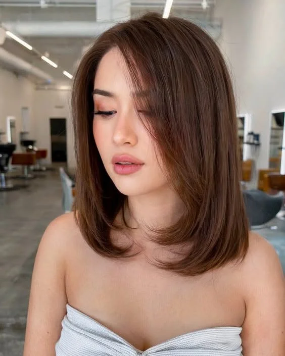 30 Collarbone Lob Haircuts for an Effortlessly Chic Look
