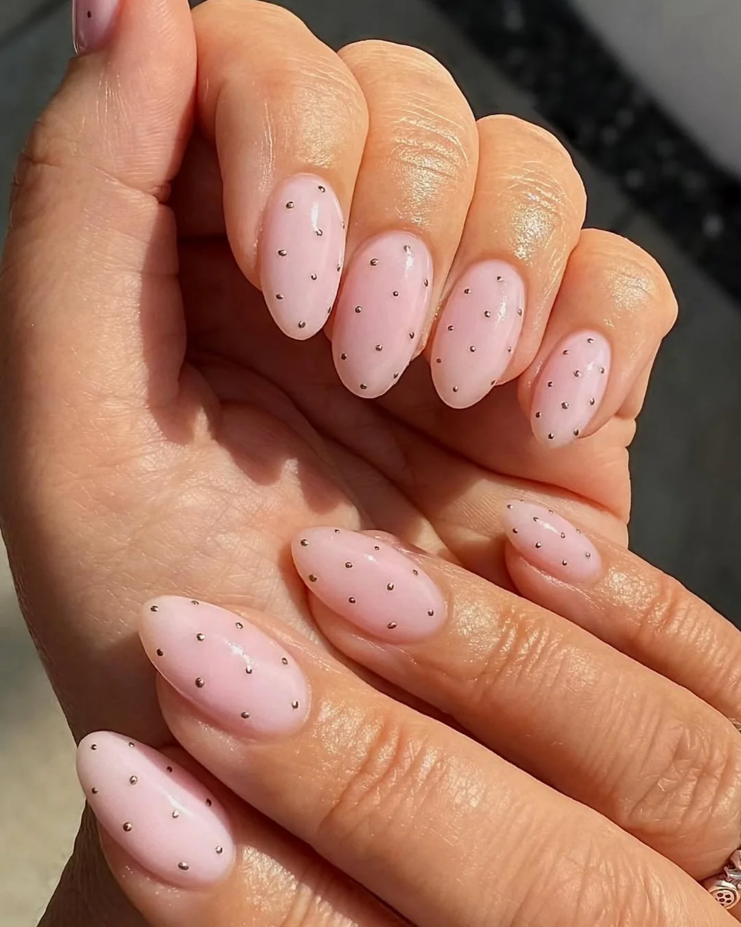 26 Polka Dot Nails Trend: Cute and Stylish Manicure Ideas