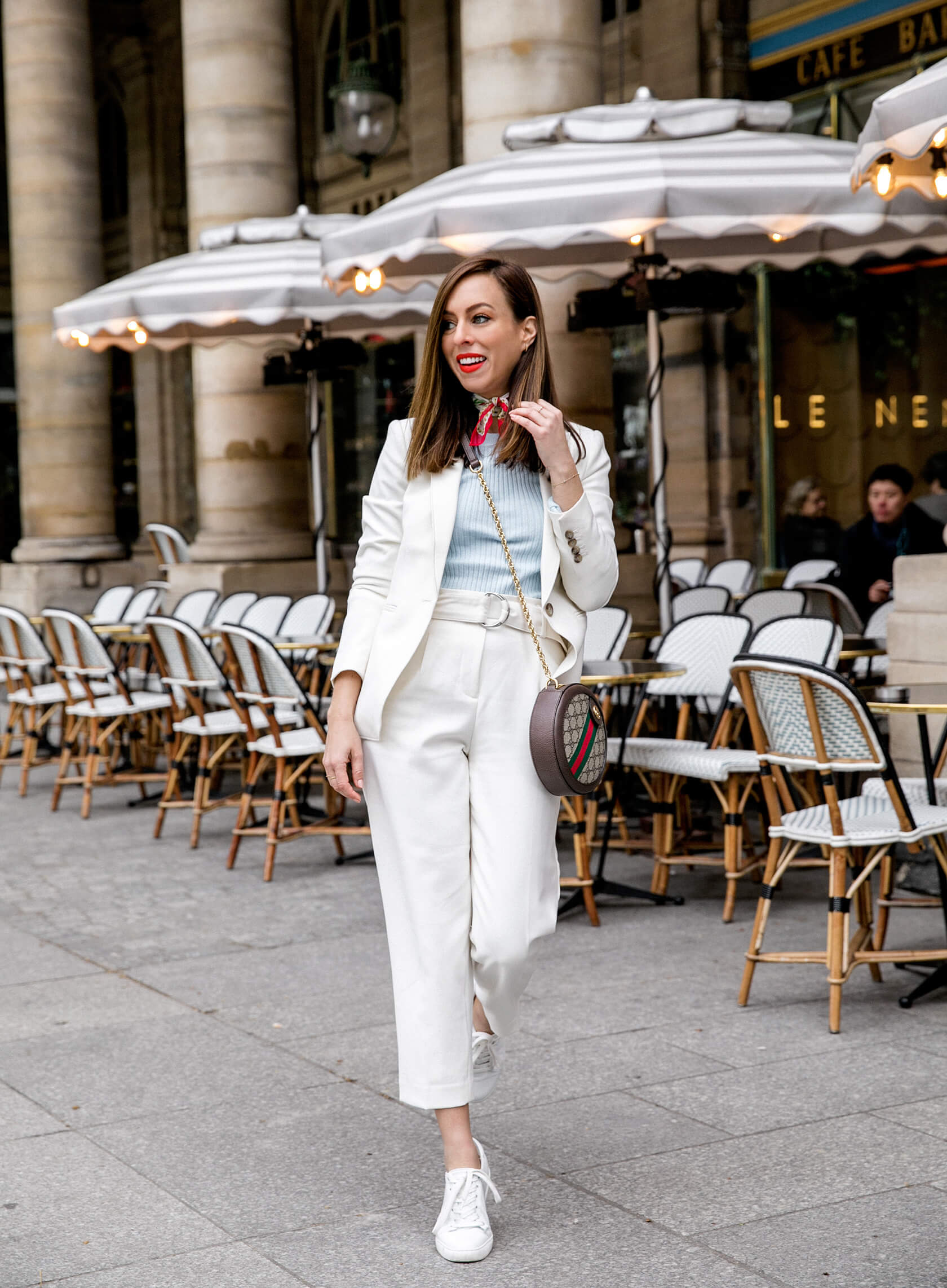 Effortless Parisian Chic: Linen Blazer with Cropped Trousers — French Girl Outfits