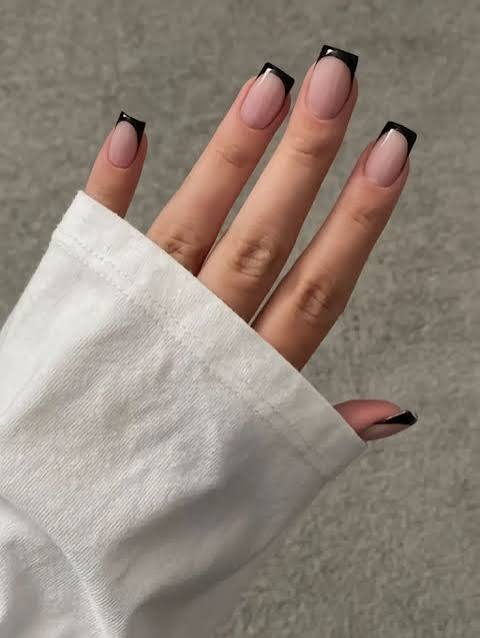 Classic Short Square Black French Tips Classic Short Square Black French Tips — Black French Tip Nails