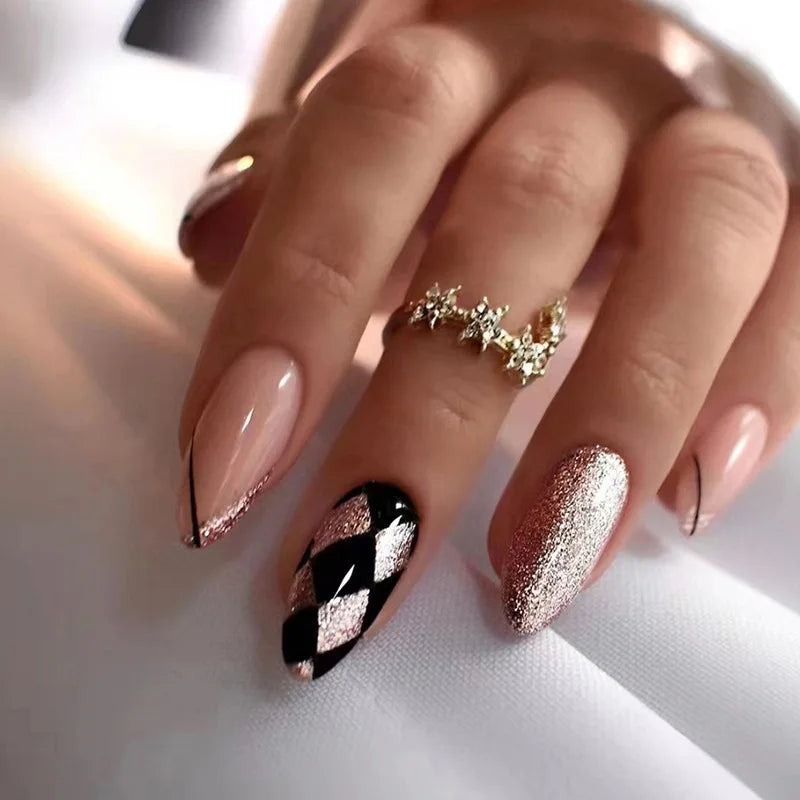 Geometric Black and Rose Gold Glitter Geometric Black and Rose Gold Glitter — Rose Gold Nails