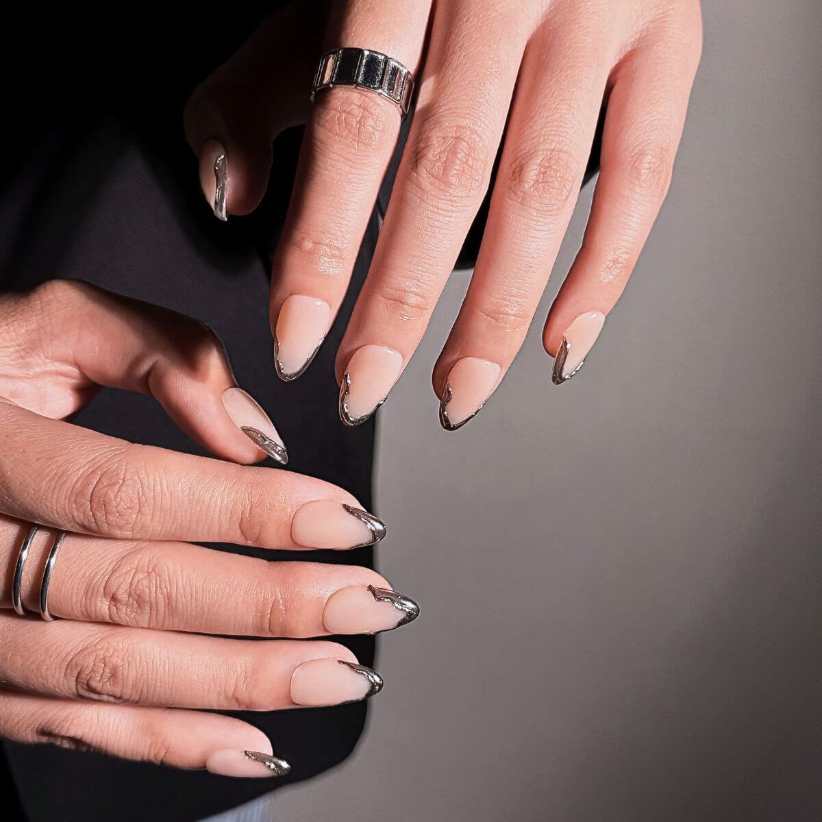 Molten Drip Chrome Effect Tips Molten Drip Chrome Effect Tips — Chrome French Tip Nails