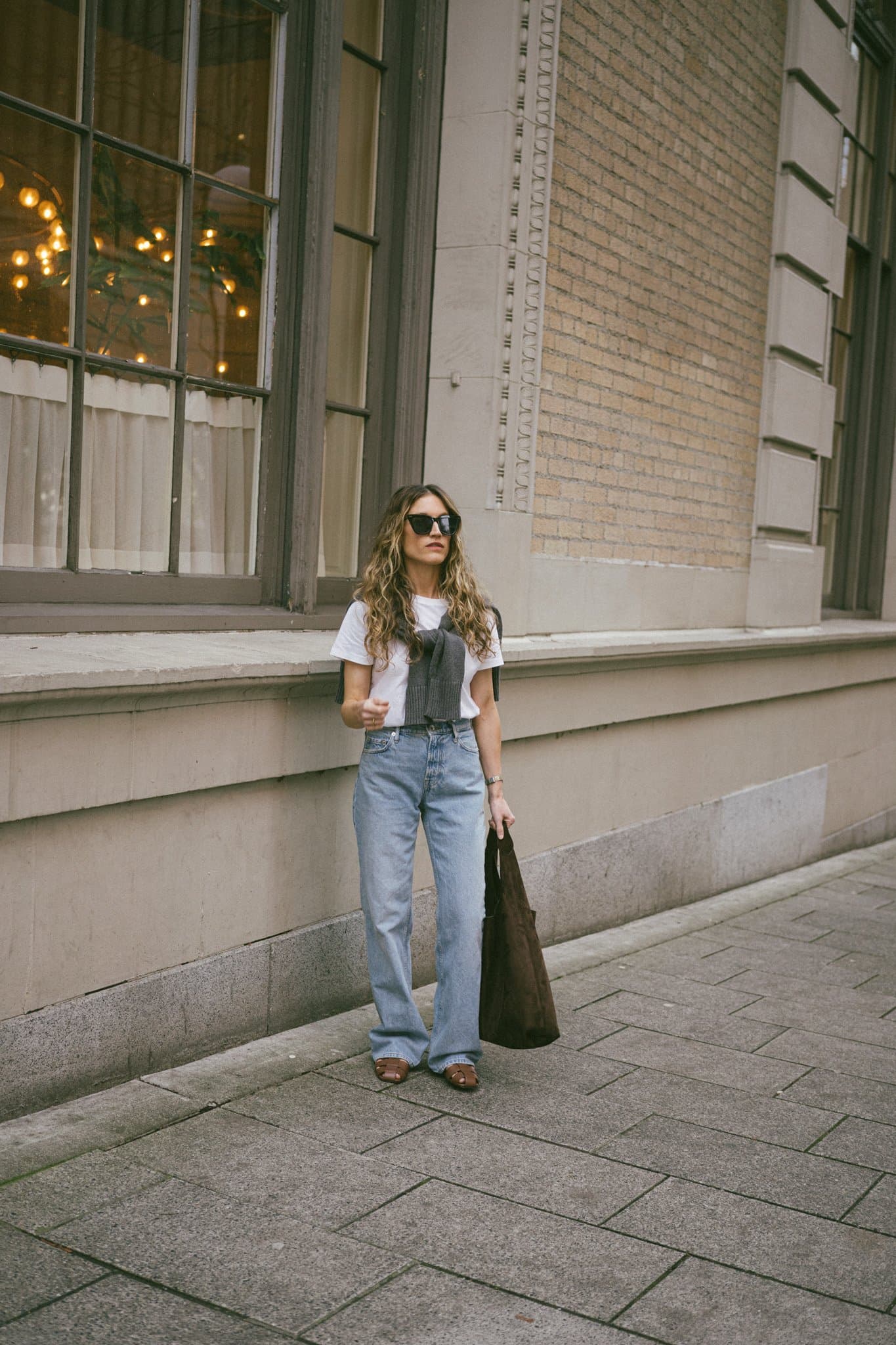 Casual Everyday Outfit Idea Casual Everyday Outfit Idea — Capsule Wardrobe