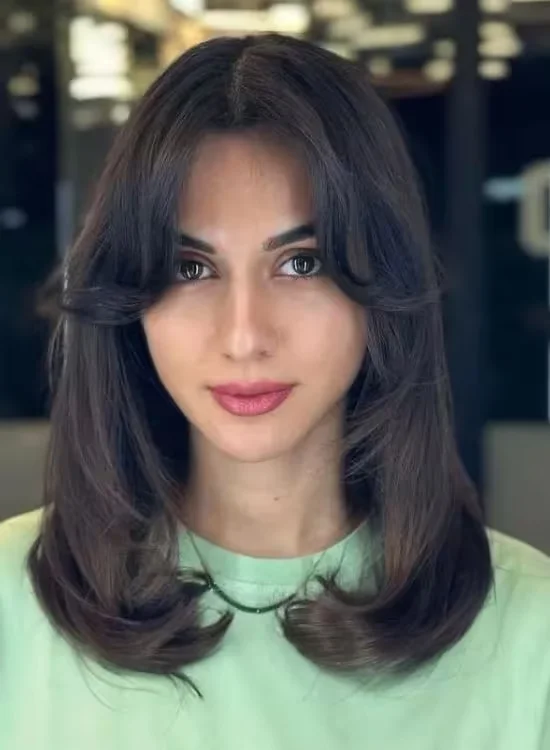 Curtain Bangs for Round Faces: 25 Flattering Ideas for 2026