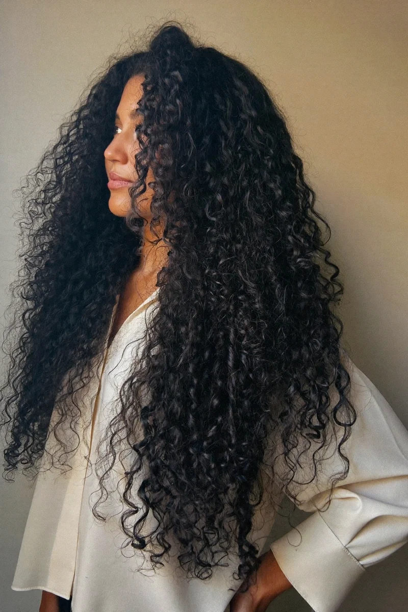 27 Long Wavy Hairstyles with Layers to Try in 2026
