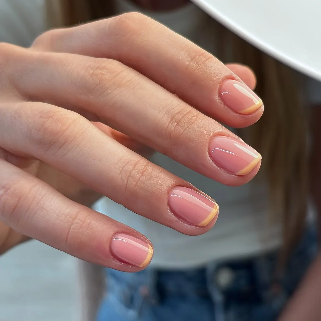 29 Clean Girl Manicure With Simple Glossy Nails