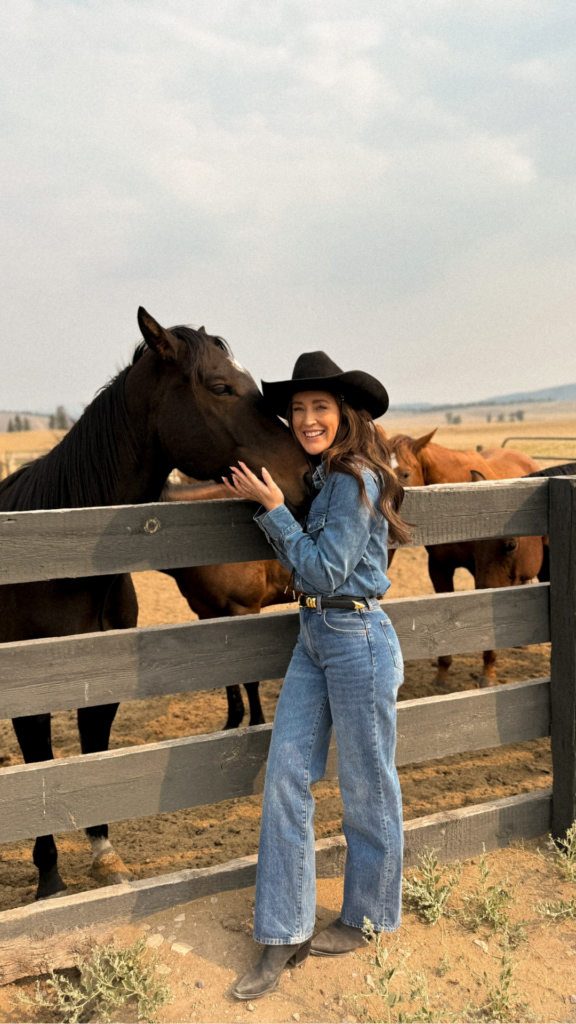 Denim Jumpsuit with Black Cowboy Hat and Gold Buckle Belt Denim Jumpsuit with Black Cowboy Hat and Gold Buckle Belt — Western Outfits