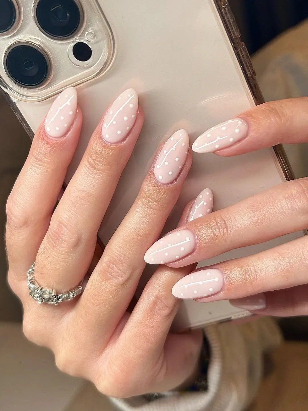 Medium Almond Dot and Line Art — Milky Nails