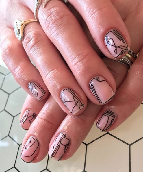 Pastel Wavy Lines on Short Oval Pastel Wavy Lines on Short Oval — Negative Space Nails