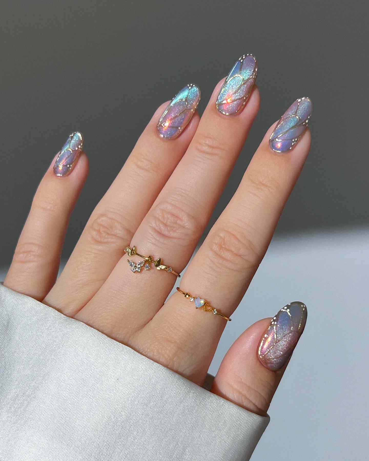 Light Pink And Off-White With Gold Visual Idea — Classy Nails