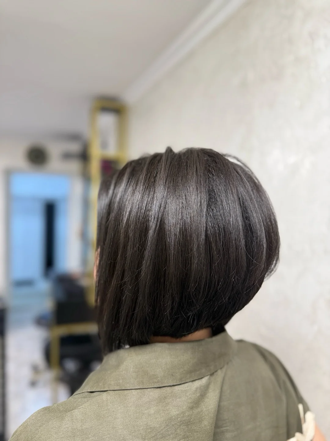27 Stacked Angled Bob Haircuts for Modern Women
