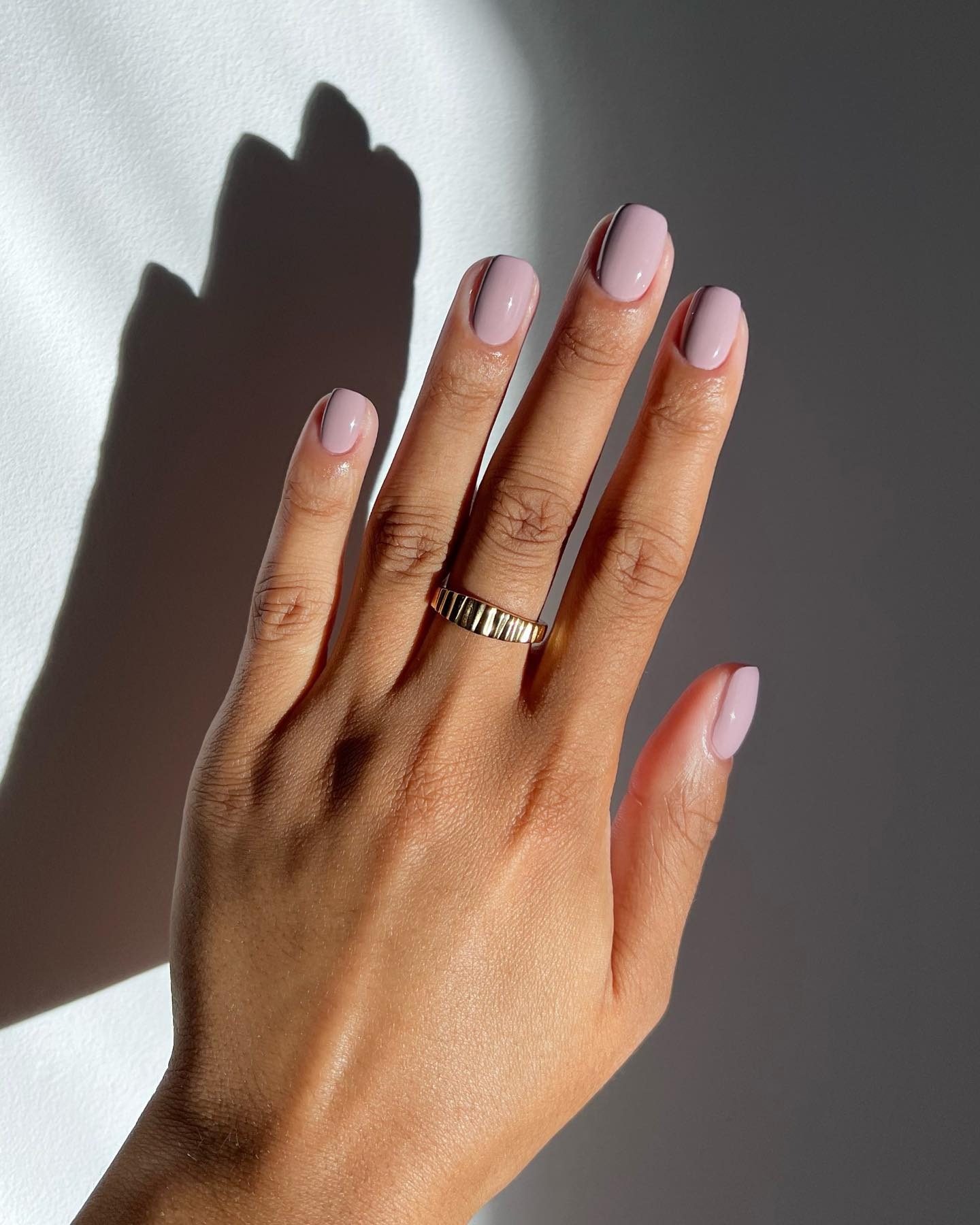 Neutral Visual Idea — Mauve Nails