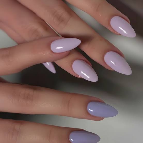 Medium Almond Pale Lavender Gloss Medium Almond Pale Lavender Gloss — Lavender Nails