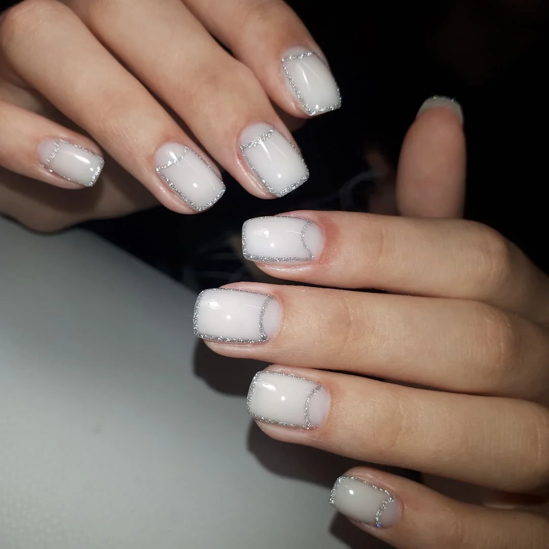 30 Elegant Milky Oval Nails With a Glossy Shine for a Timeless, Feminine Manicure Look