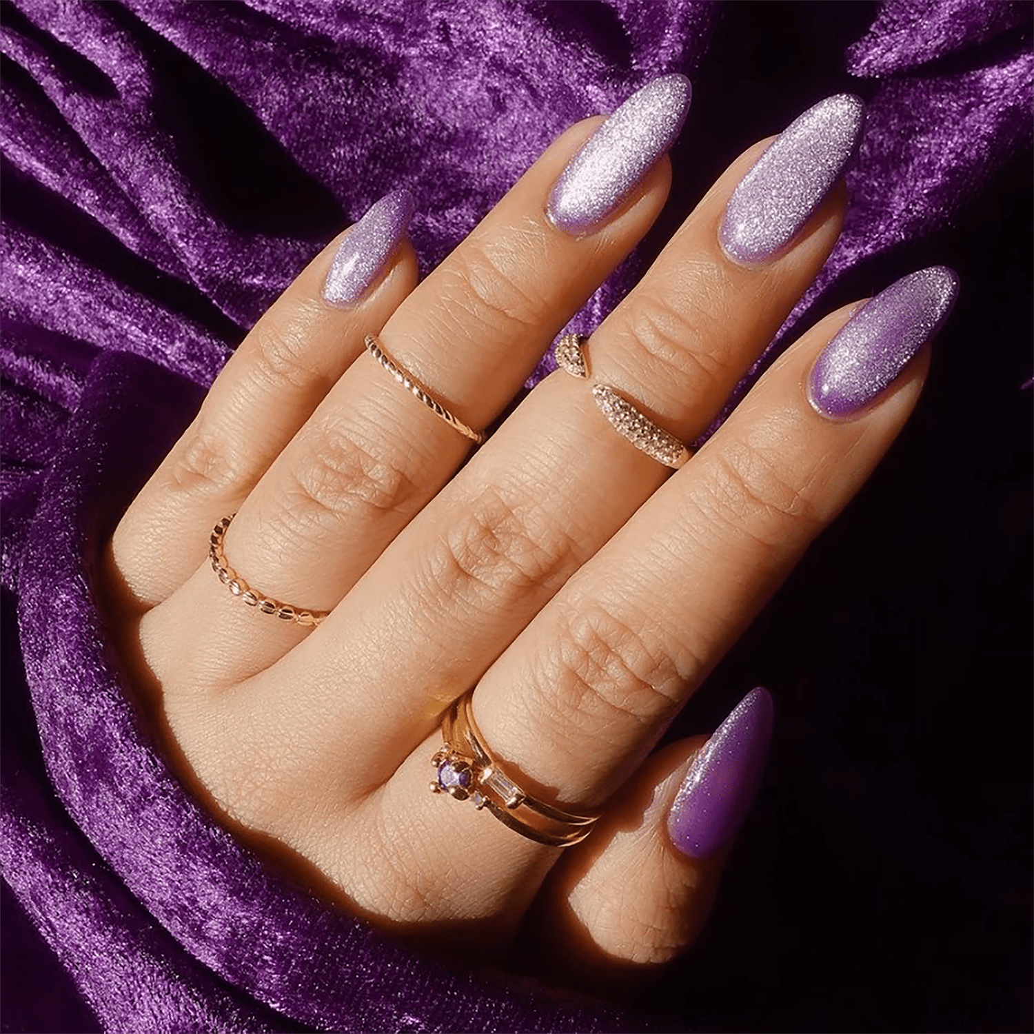 Light Lavender Shimmer Glossy Medium Stiletto Nails Light Lavender Shimmer Glossy Medium Stiletto Nails — Purple Nails