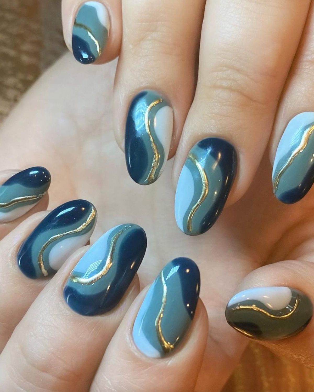 Blue Grey Wavy Gold Accent Oval Polygel — Polygel Nails