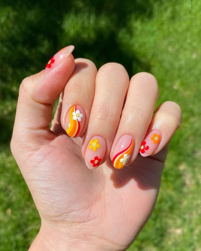 Nude Base with Retro Florals and Wavy Lines Nude Base with Retro Florals and Wavy Lines — Flower Nails