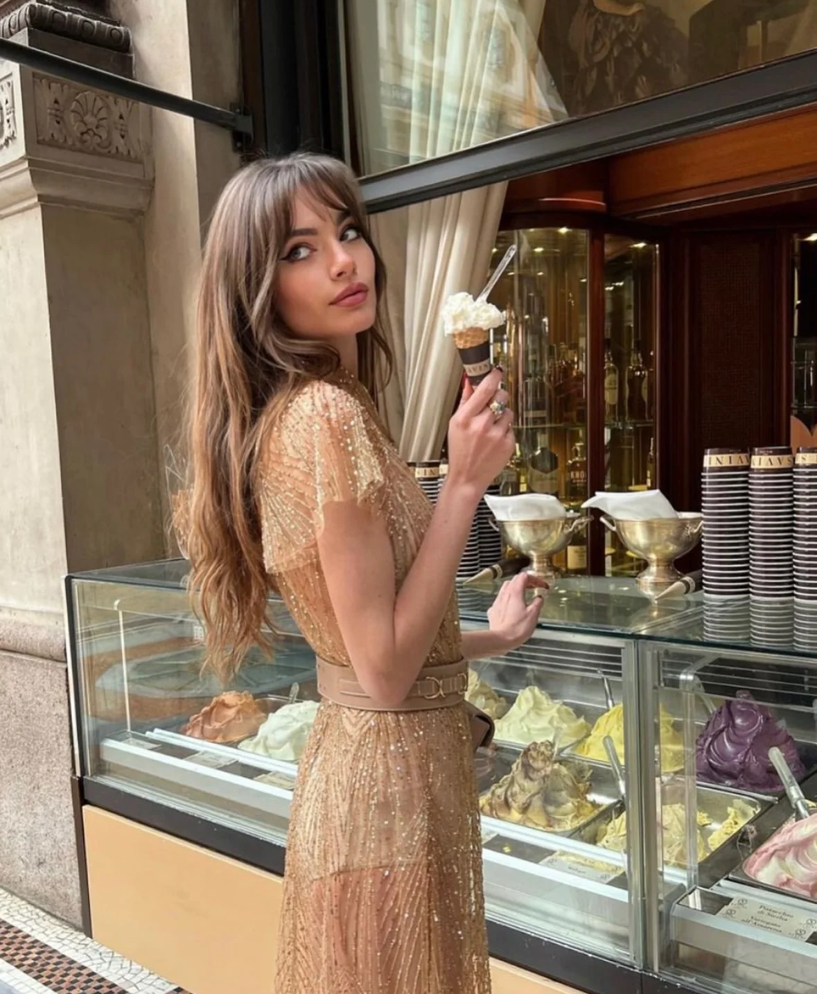 30 French Wispy Bangs Ideas to Try for a Soft and Chic Modern Look