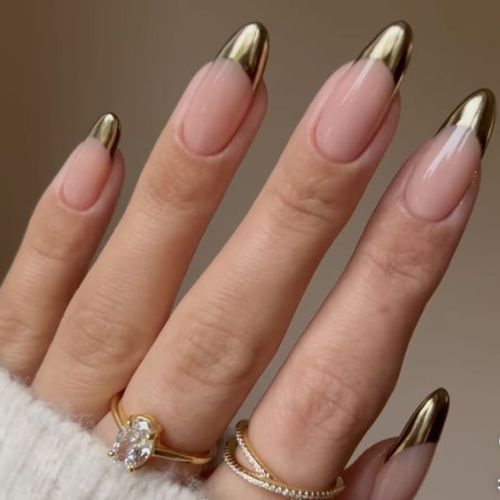20+ French Tip Nail Designs: Tracing the Evolution of the Classic Look – Nolabels