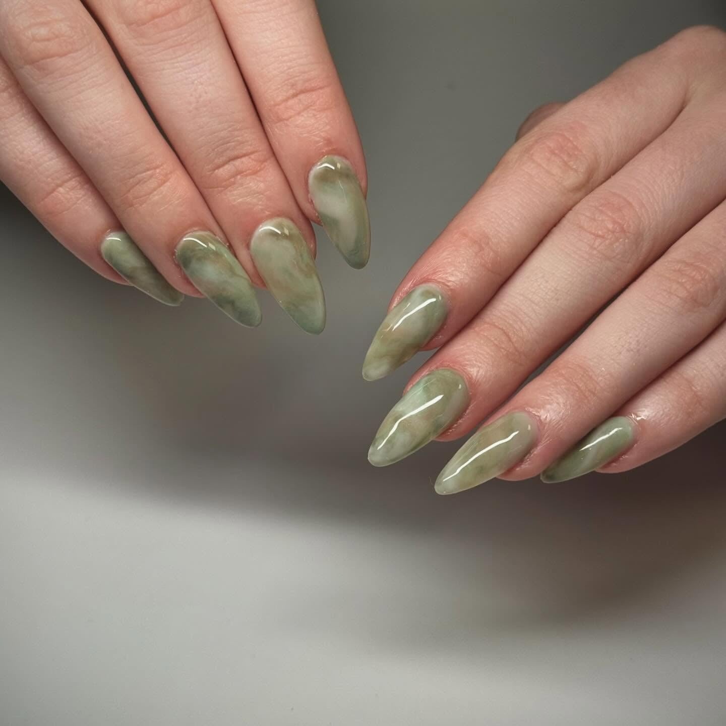 Sage Green Off-White Marbled Stiletto Nails — Green Nails