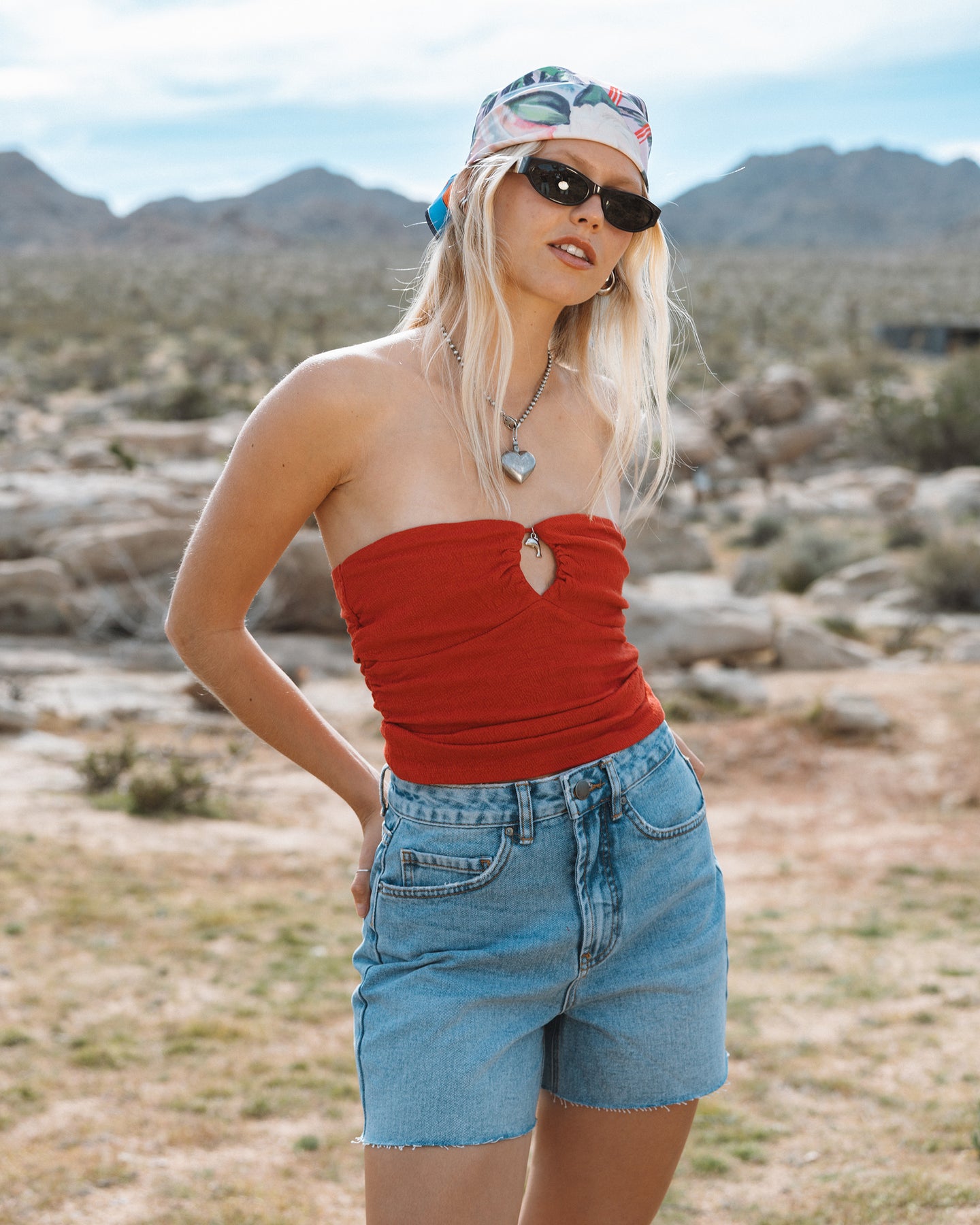 Vibrant Red Bandeau Top with Denim Shorts Vibrant Red Bandeau Top with Denim Shorts — Festival Outfits