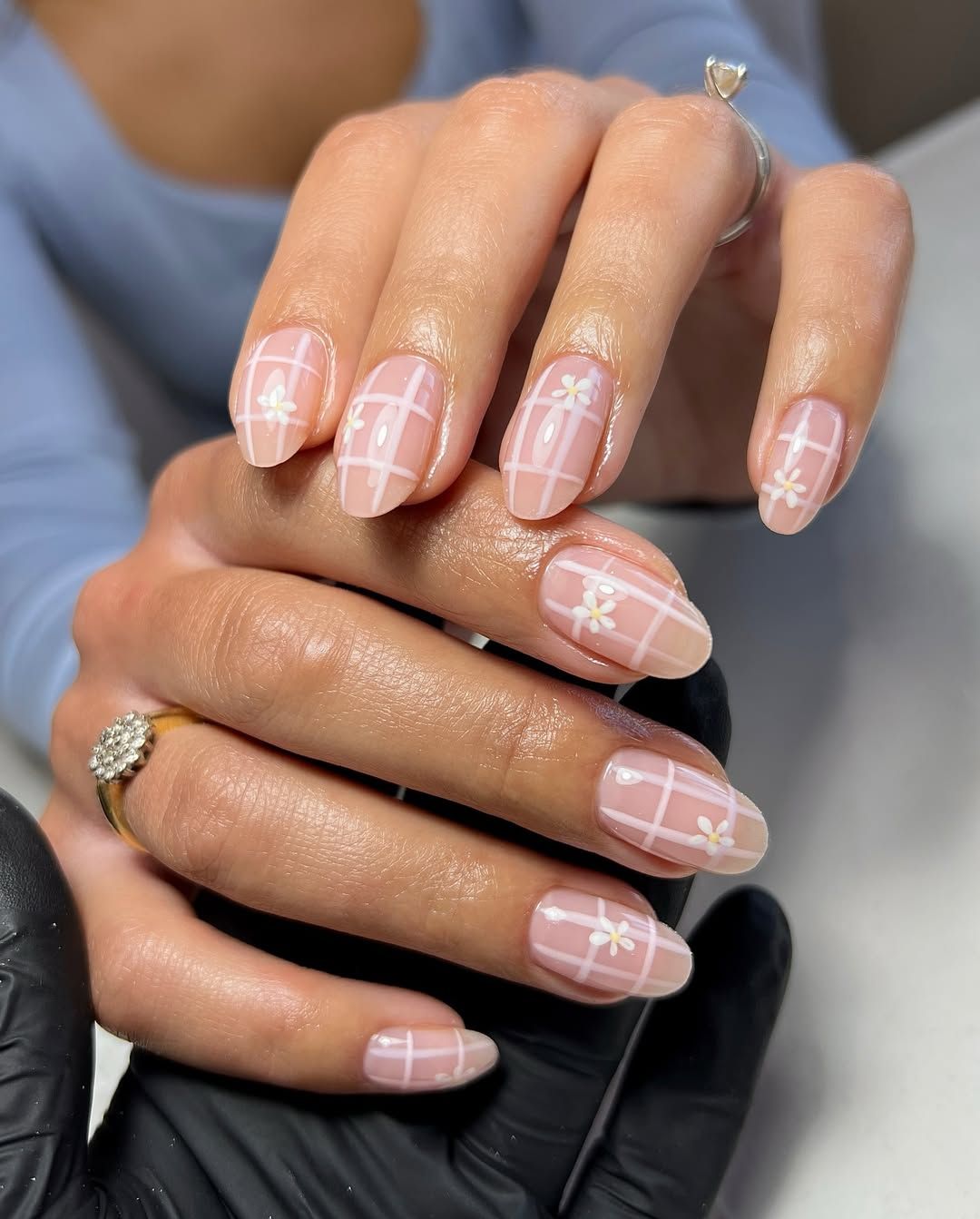 Medium Oval Visual Idea Medium Oval Visual Idea — Nail Trends