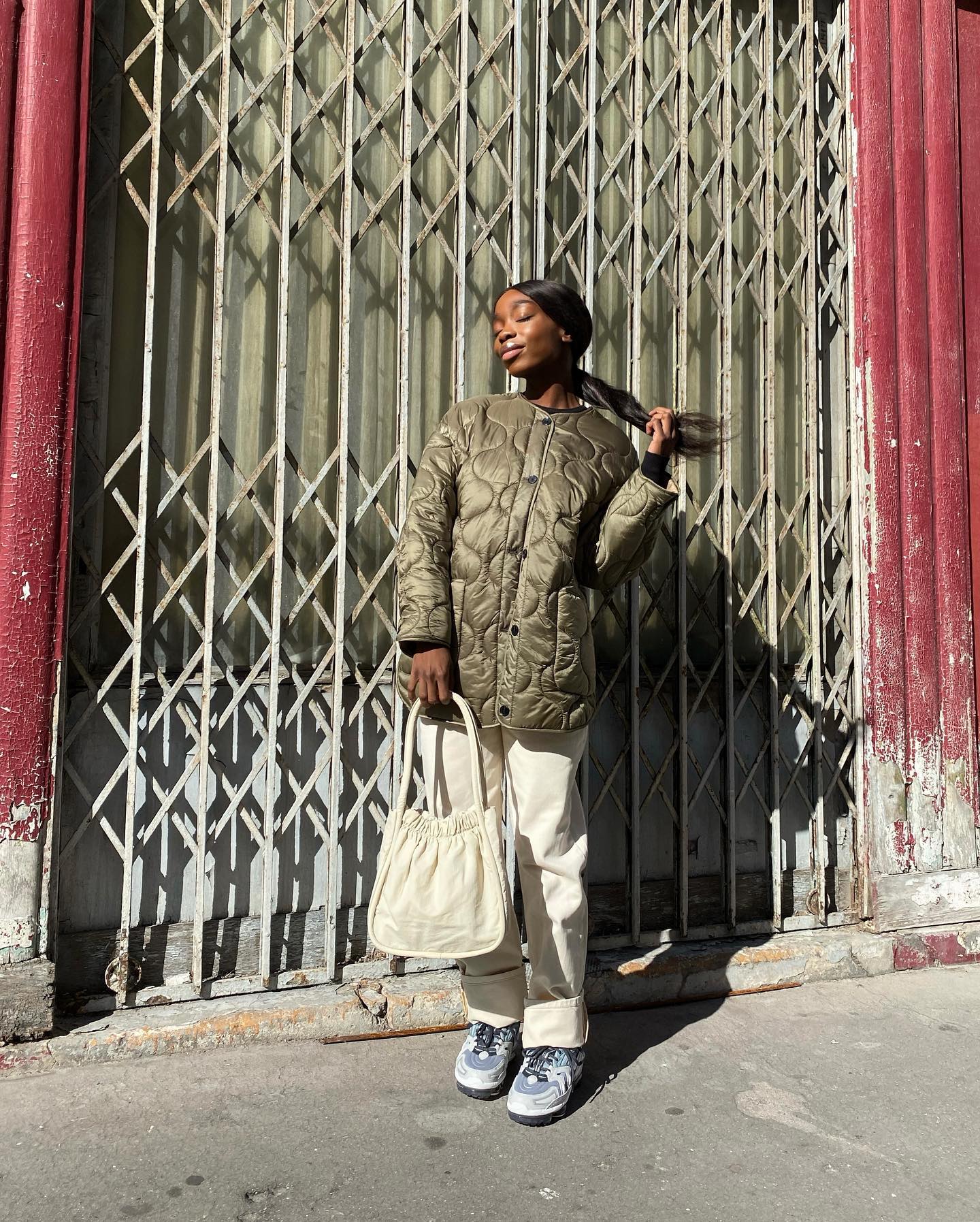 Sneakers Outfit Idea — Streetwear Outfits