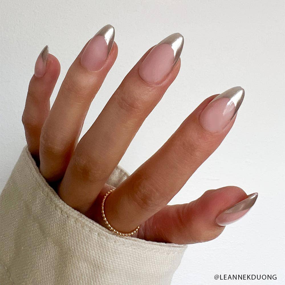Any Shimmering Silver Chrome French Almonds Any Shimmering Silver Chrome French Almonds — Chrome French Tip Nails