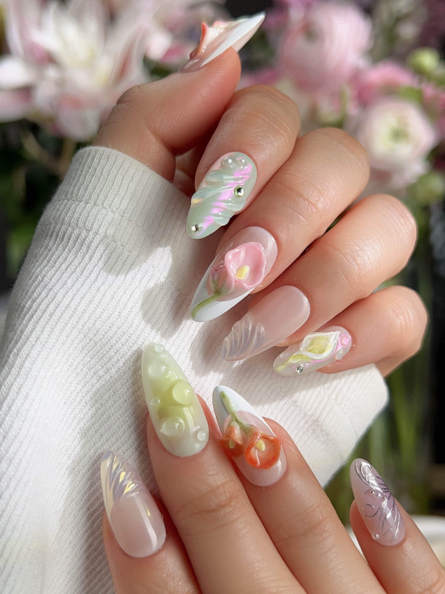 Medium Almond with 3D Calla Lilies — 3D Nails