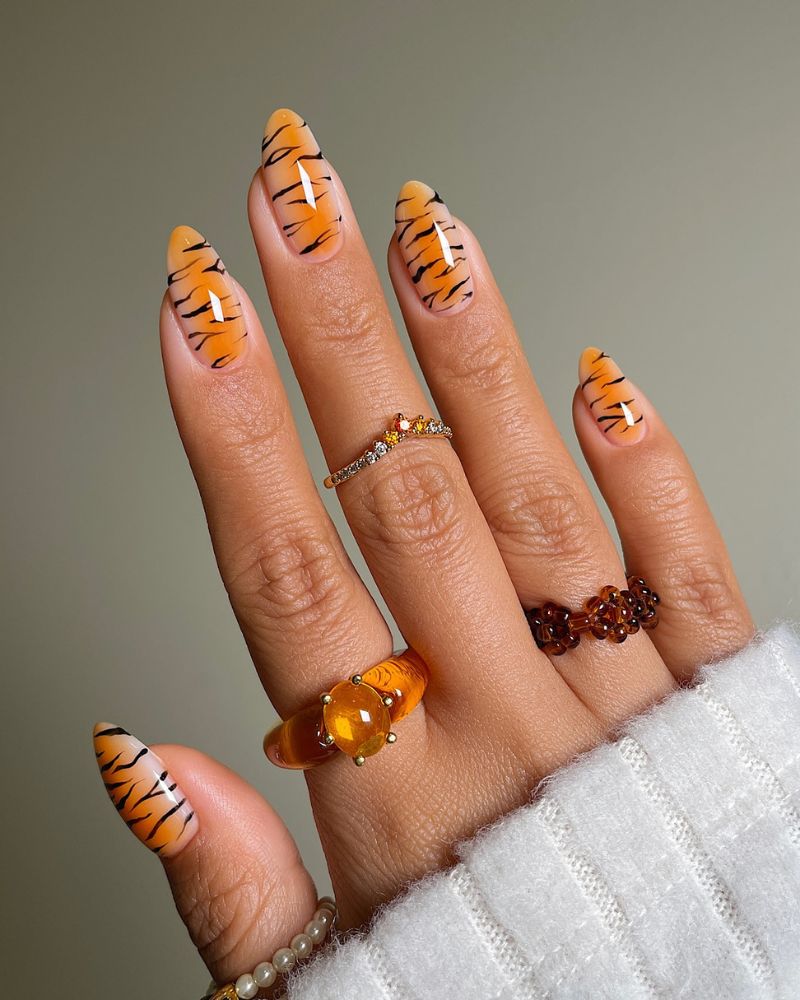 7 Gorgeous Orange Nail Designs – A Complete Guide – Emys Artistry