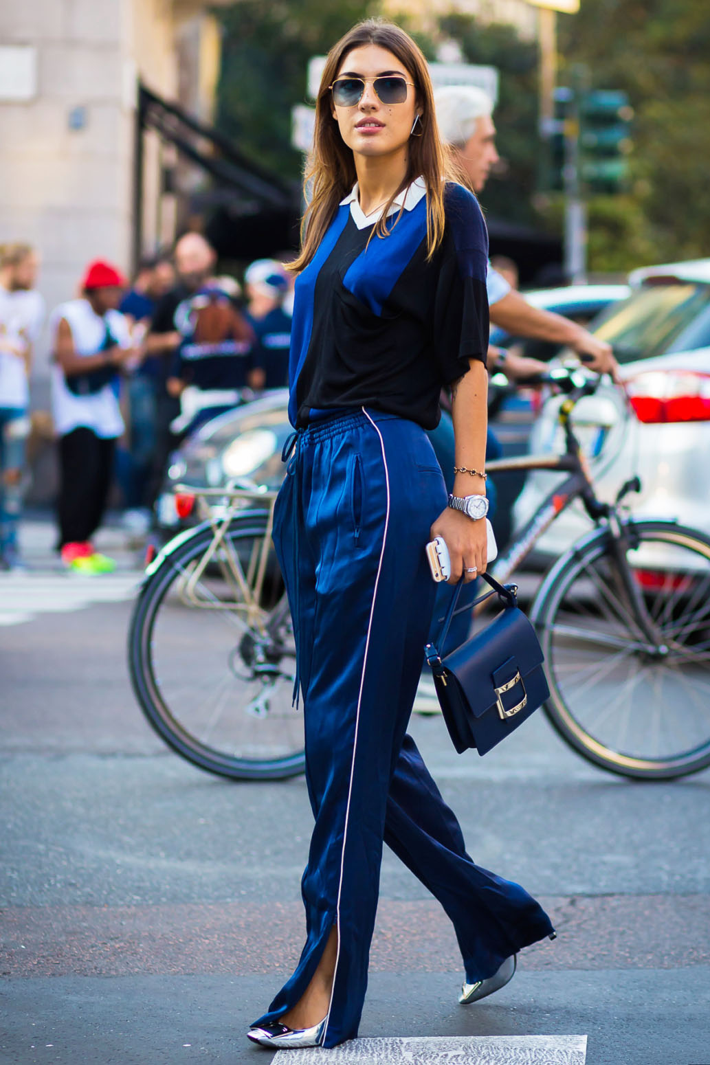 Satin Royal Blue Wide-Leg Pants for Street Style Satin Royal Blue Wide-Leg Pants for Street Style — Blue Outfits