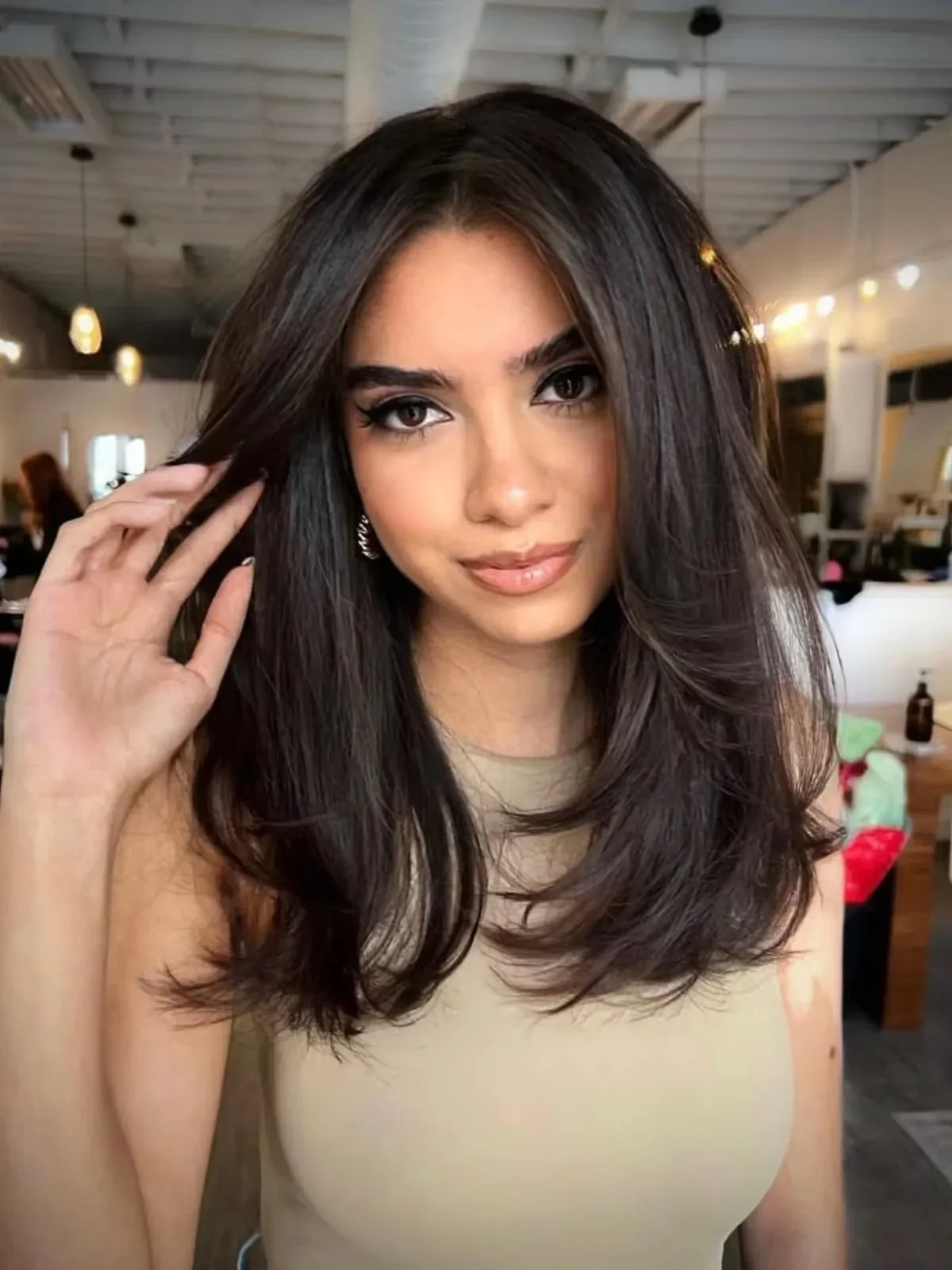 24 Chocolate Brown Hair: Trendy Shades and Color Ideas