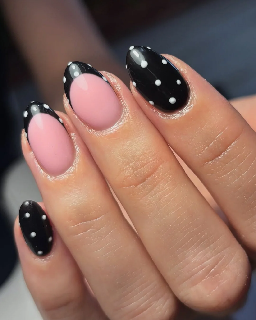 26 Polka Dot Nails Trend: Cute and Stylish Manicure Ideas