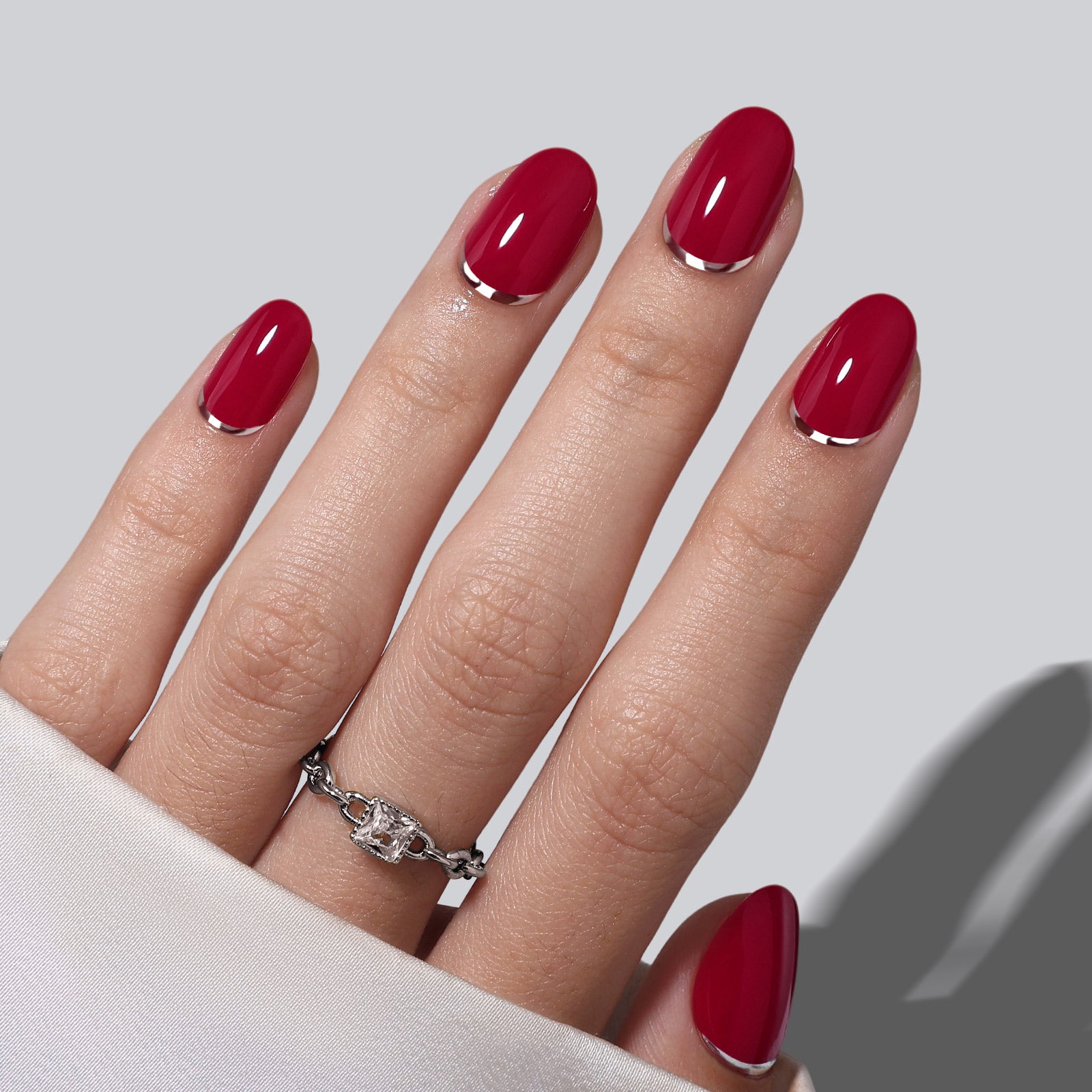 Thin Silver Line Along The Cuticle Visual Idea Thin Silver Line Along The Cuticle Visual Idea — Oval Nails