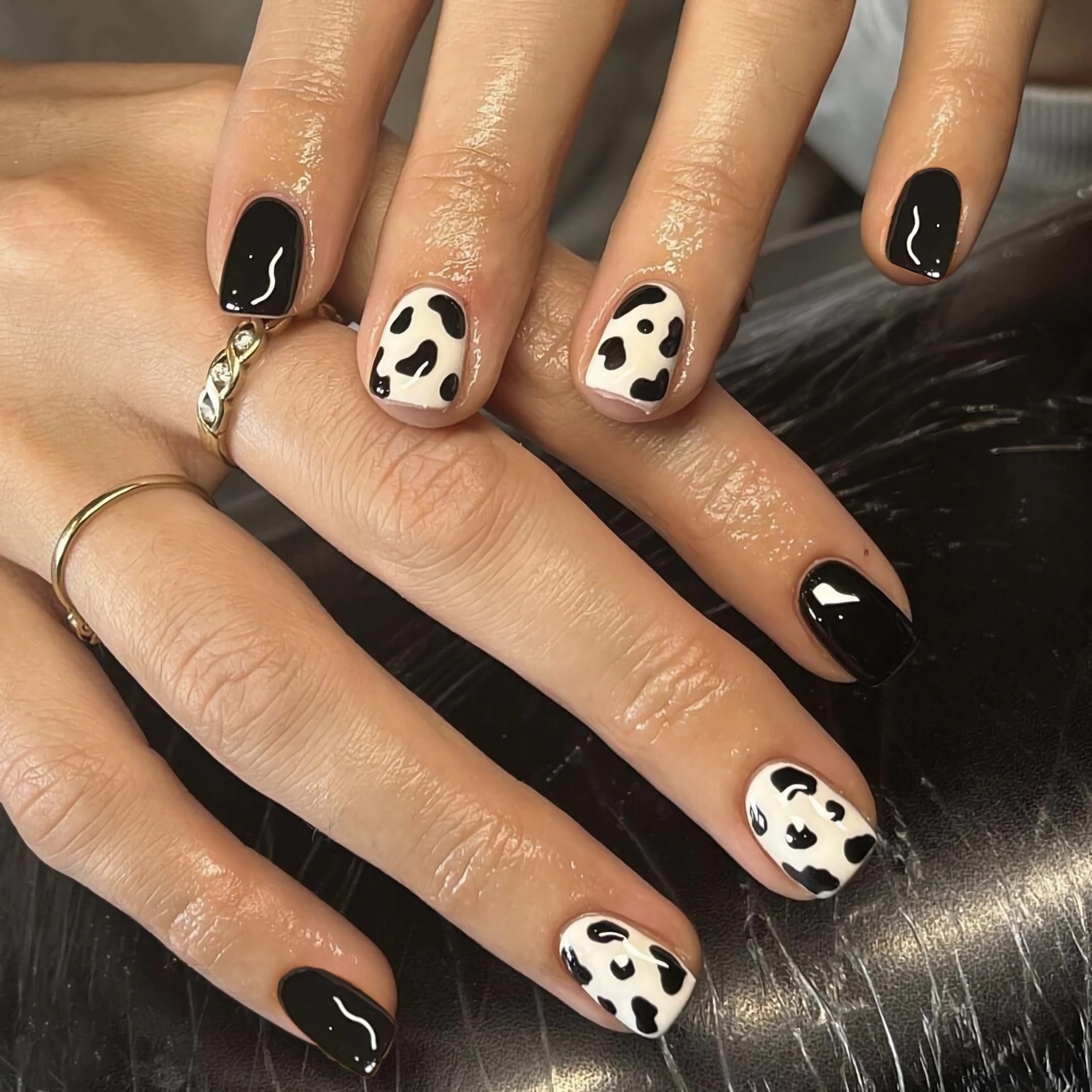 Cow Print On Accent Nails Short Square Glossy Black and White Cow Print Cow Print On Accent Nails Short Square Glossy Black and White Cow Print — Cow Print Nails