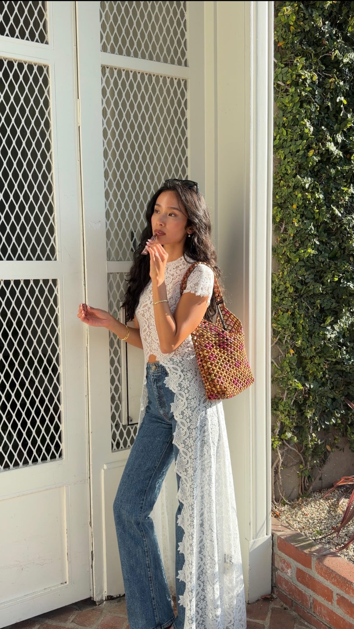 Chic White Puff-Sleeve Mini Dress with Platform Heels Chic White Puff-Sleeve Mini Dress with Platform Heels — Casual Date Night Outfits