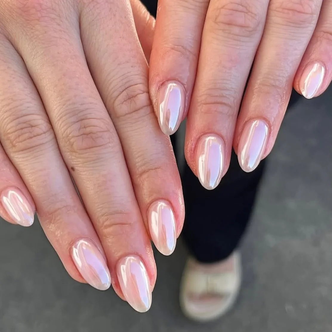 29 Elegant Pearl Chrome Nails: The Elegant Manicure Trend Taking Over Pinterest