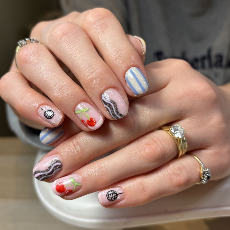Party Accents on Short Oval Nails Party Accents on Short Oval Nails — Cute Nails